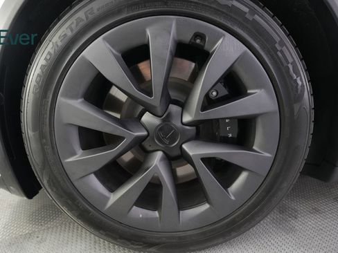 Used 2023 Tesla Model X AWD/4WD image 9