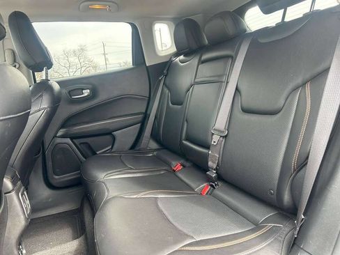 Used 2018 Jeep Compass Limited w/ Navigation Group image 17