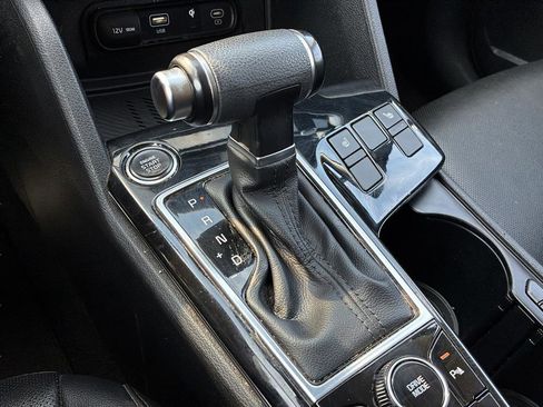 Used 2023 Kia Sportage EX FWD image 23