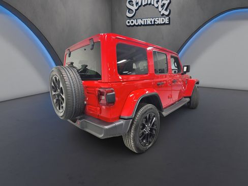 Used 2025 Jeep Wrangler Unlimited Sahara image 11