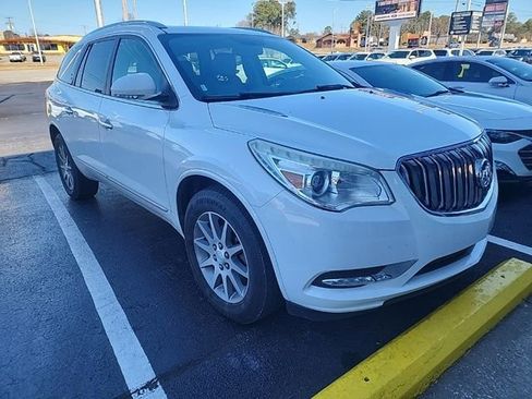 Used 2016 Buick Enclave Leather image 2