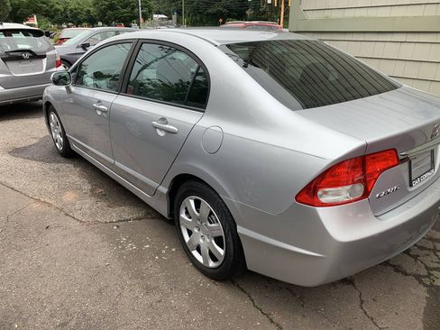 Used 2011 Honda Civic LX image 5