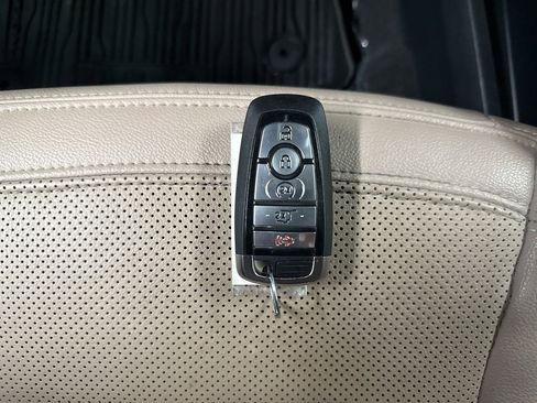 Used 2023 Ford Expedition Max Limited image 40