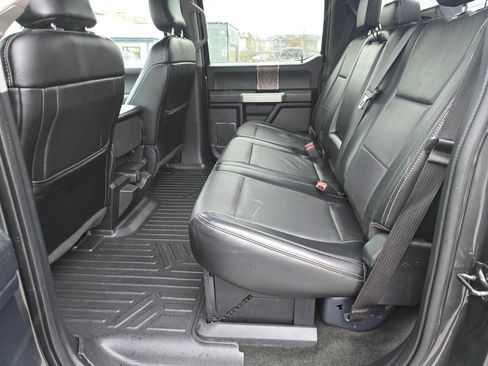 Used 2017 Ford F250 Lariat w/ Lariat Value Package AWD/4WD image 33