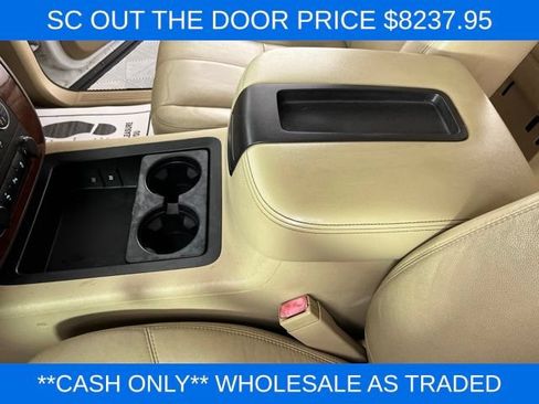 Used 2013 Chevrolet Suburban LT w/ Luxury Package RWD image 23