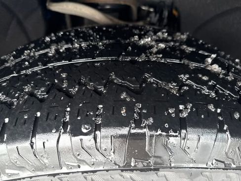 Used 2022 GMC Sierra 1500 SLT w/ SLT Convenience Package image 31