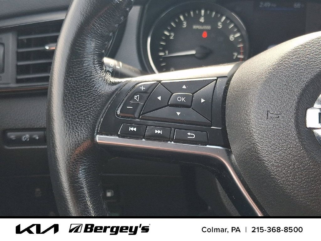 Used 2019 Nissan Rogue SV w/ Premium Package AWD/4WD image 23