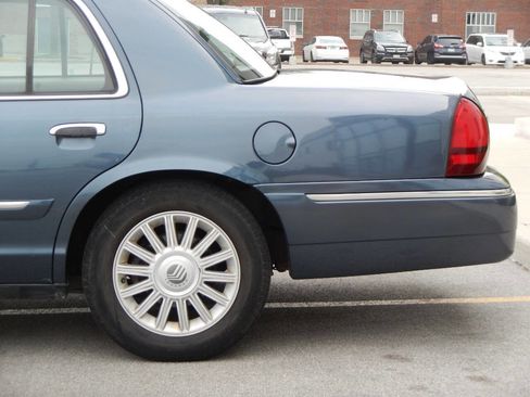 Used 2008 Mercury Grand Marquis LS image 11