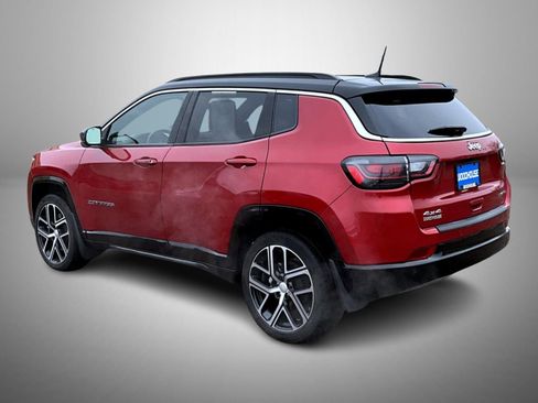 Used 2024 Jeep Compass Limited w/ Elite Group image 7