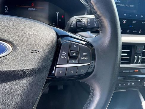 Used 2023 Ford Escape Active w/ Tech Pack #1 AWD/4WD image 16
