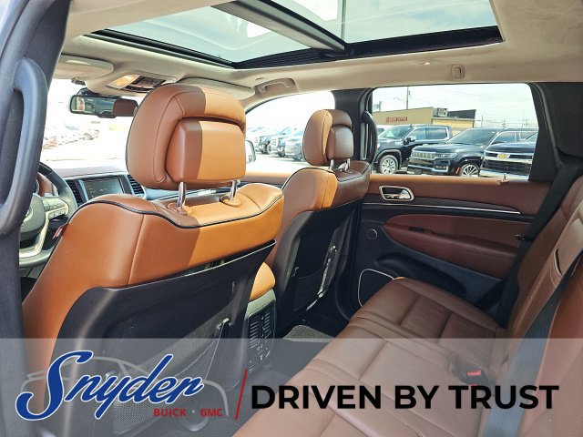 Used 2016 Jeep Grand Cherokee Summit AWD/4WD image 24