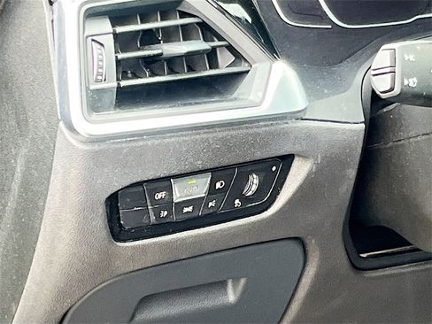 Used 2021 BMW 330i Sedan image 10