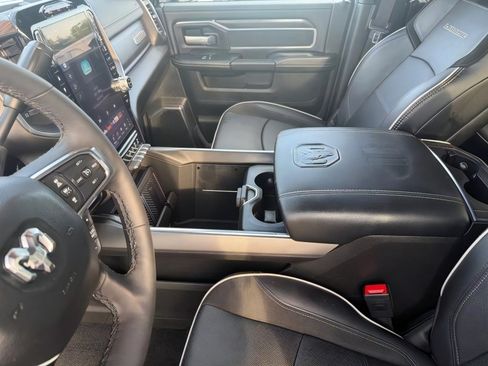 Used 2025 RAM 2500 Laramie w/ Night Edition AWD/4WD image 15
