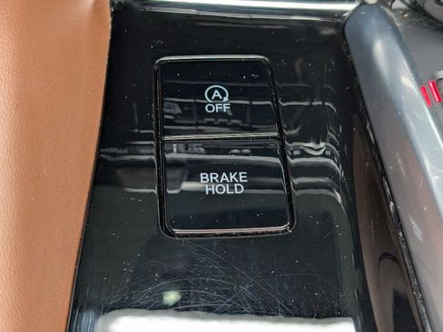 Certified 2023 Acura MDX SH-AWD w/ Technology Package image 36