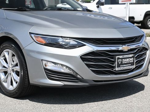 Used 2024 Chevrolet Malibu LT FWD image 9