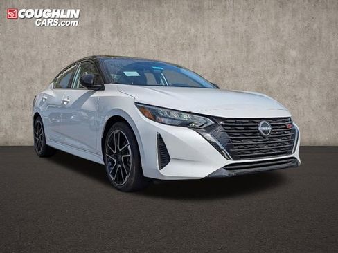 New 2025 Nissan Sentra SR w/ Trunk Package image 1