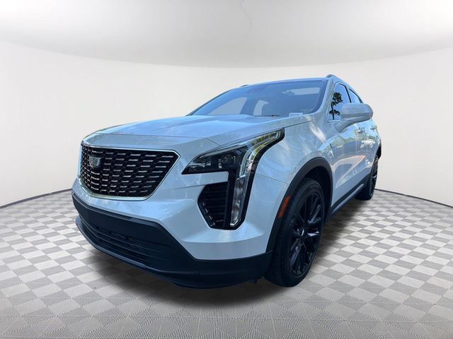 Used 2023 Cadillac XT4 Luxury w/ LPO, Onyx Lite Package FWD image 1