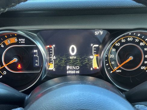 Used 2021 Jeep Wrangler Unlimited Sport image 29