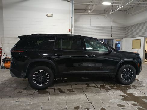 New 2026 Chevrolet Traverse Z71 w/ Driver Confidence Package image 9