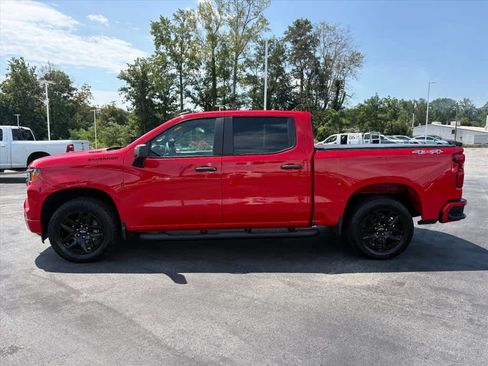 Used 2025 Chevrolet Silverado 1500 Custom w/ Turbomax Blackout Package AWD/4WD image 26
