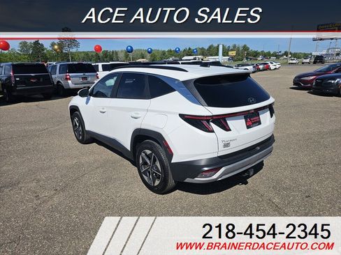 Used 2025 Hyundai Tucson SEL AWD/4WD image 4