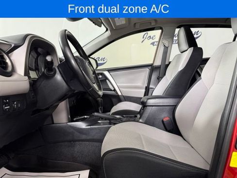 Used 2017 Toyota RAV4 XLE FWD image 13