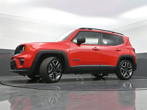 Used 2020 Jeep Renegade Sport image 22