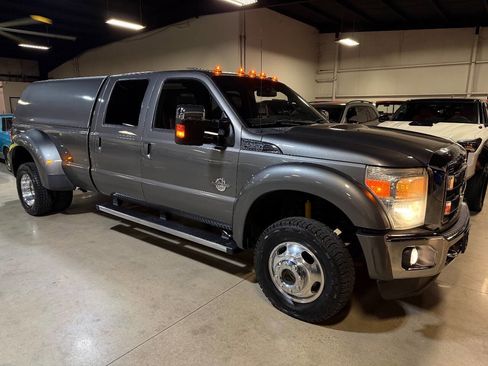 Used 2013 Ford F450 Lariat w/ Lariat Ultimate Pkg image 1