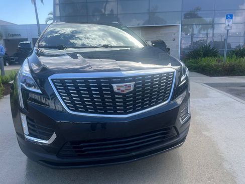 Used 2024 Cadillac XT5 Luxury FWD image 2