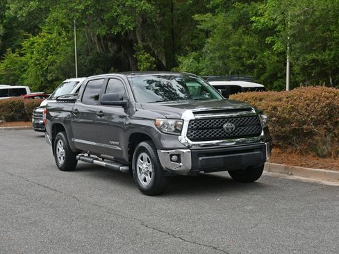 Used 2019 Toyota Tundra SR5 w/ SR5 Upgrade Package RWD image 6