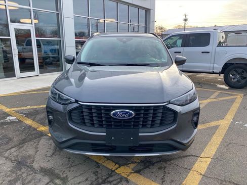 Used 2025 Ford Escape Platinum image 8