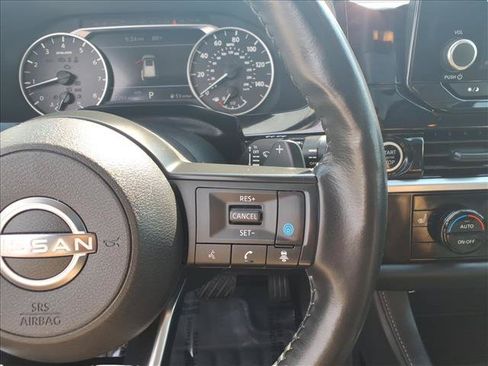 Used 2024 Nissan Pathfinder SV AWD/4WD image 25