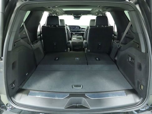 Used 2023 Cadillac Escalade Sport AWD/4WD image 37