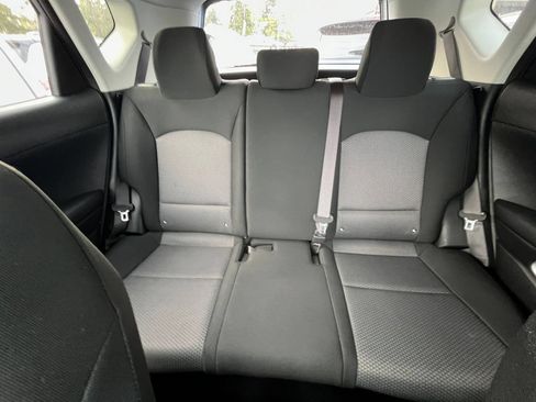 Used 2025 Kia Soul LX w/ LX Technology Package FWD image 38