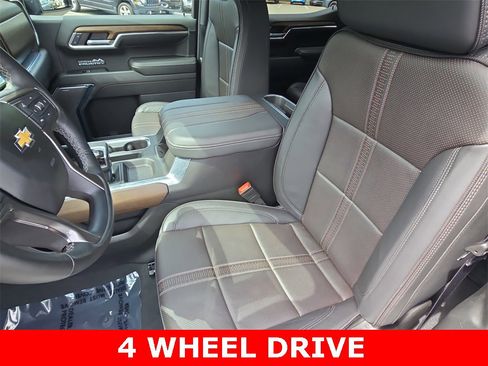 Used 2024 Chevrolet Silverado 1500 High Country w/ High Country Premium Package image 14