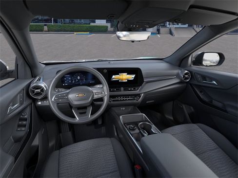 New 2026 Chevrolet Equinox LT w/ Safety and Technology Package AWD/4WD image 15
