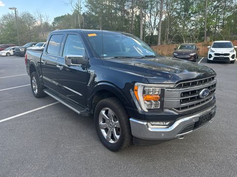Used 2022 Ford F150 Lariat w/ Max Trailer Tow Package AWD/4WD image 3