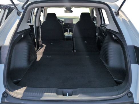 Used 2025 Honda HR-V LX image 29