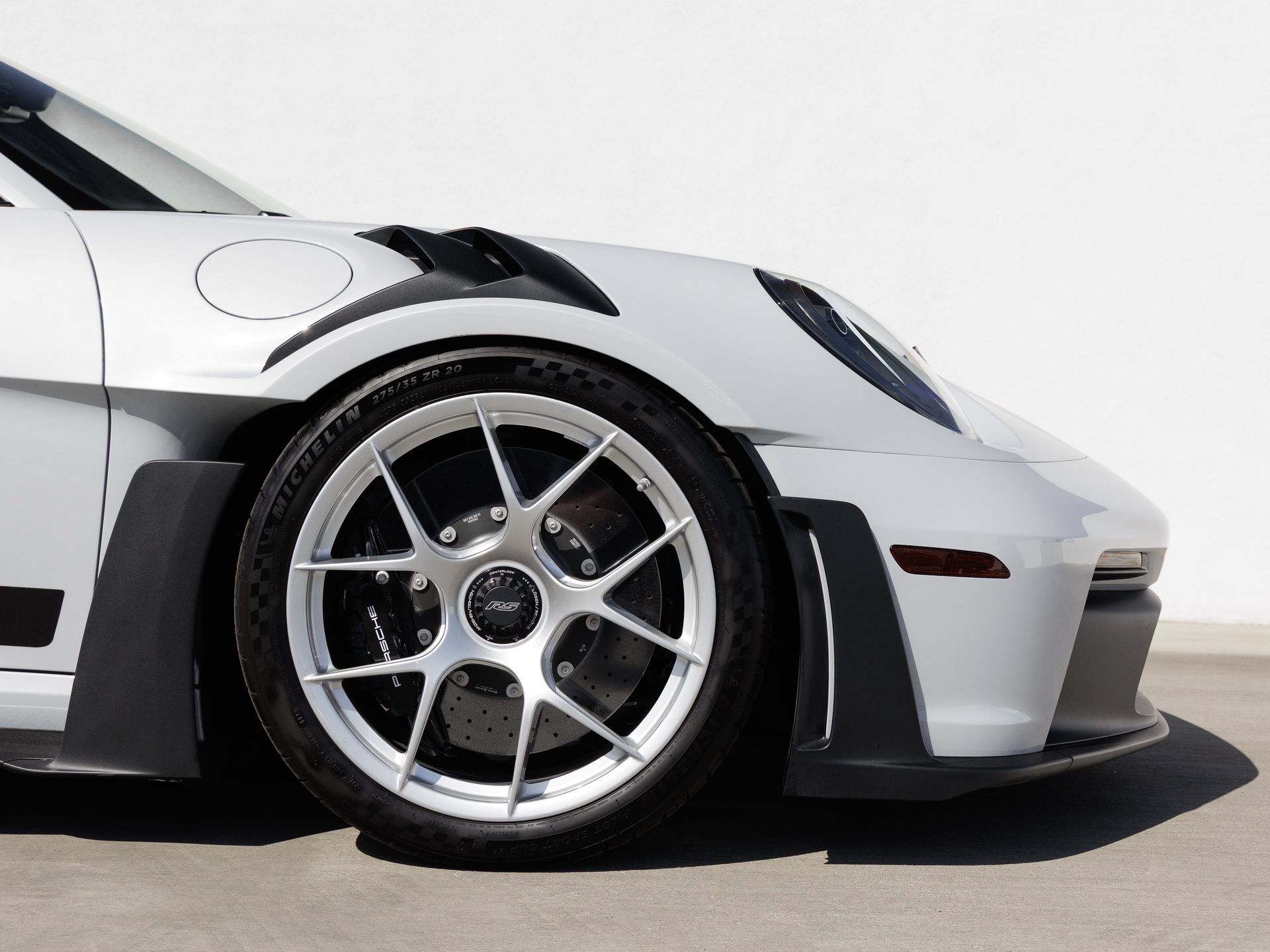 Certified 2025 Porsche 911 GT3 RS RWD image 11