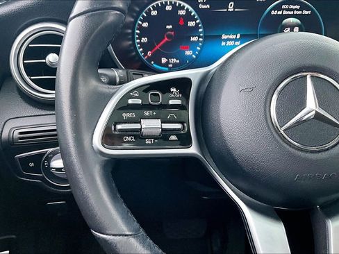 Used 2021 Mercedes-Benz GLC 300 4MATIC image 11