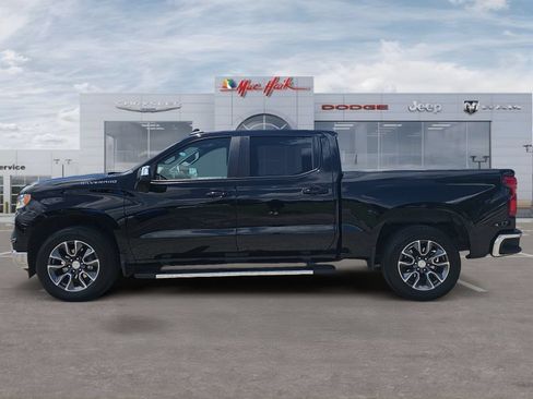 Used 2024 Chevrolet Silverado 1500 LT RWD image 2