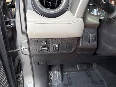 Used 2016 Toyota RAV4 XLE image 28