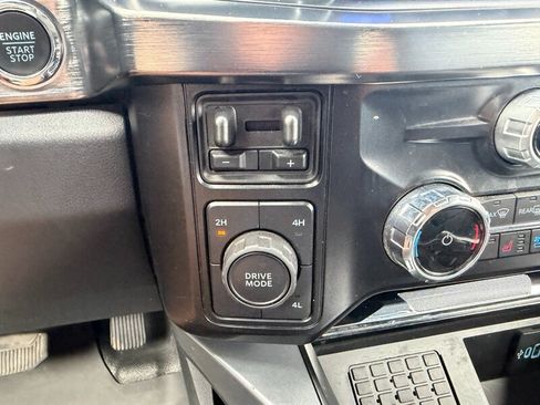 Used 2025 Ford F350 Lariat AWD/4WD image 41