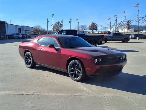 Used 2023 Dodge Challenger SXT w/ Blacktop Package image 38