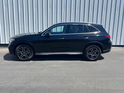 Used 2026 Mercedes-Benz GLC 300 image 3