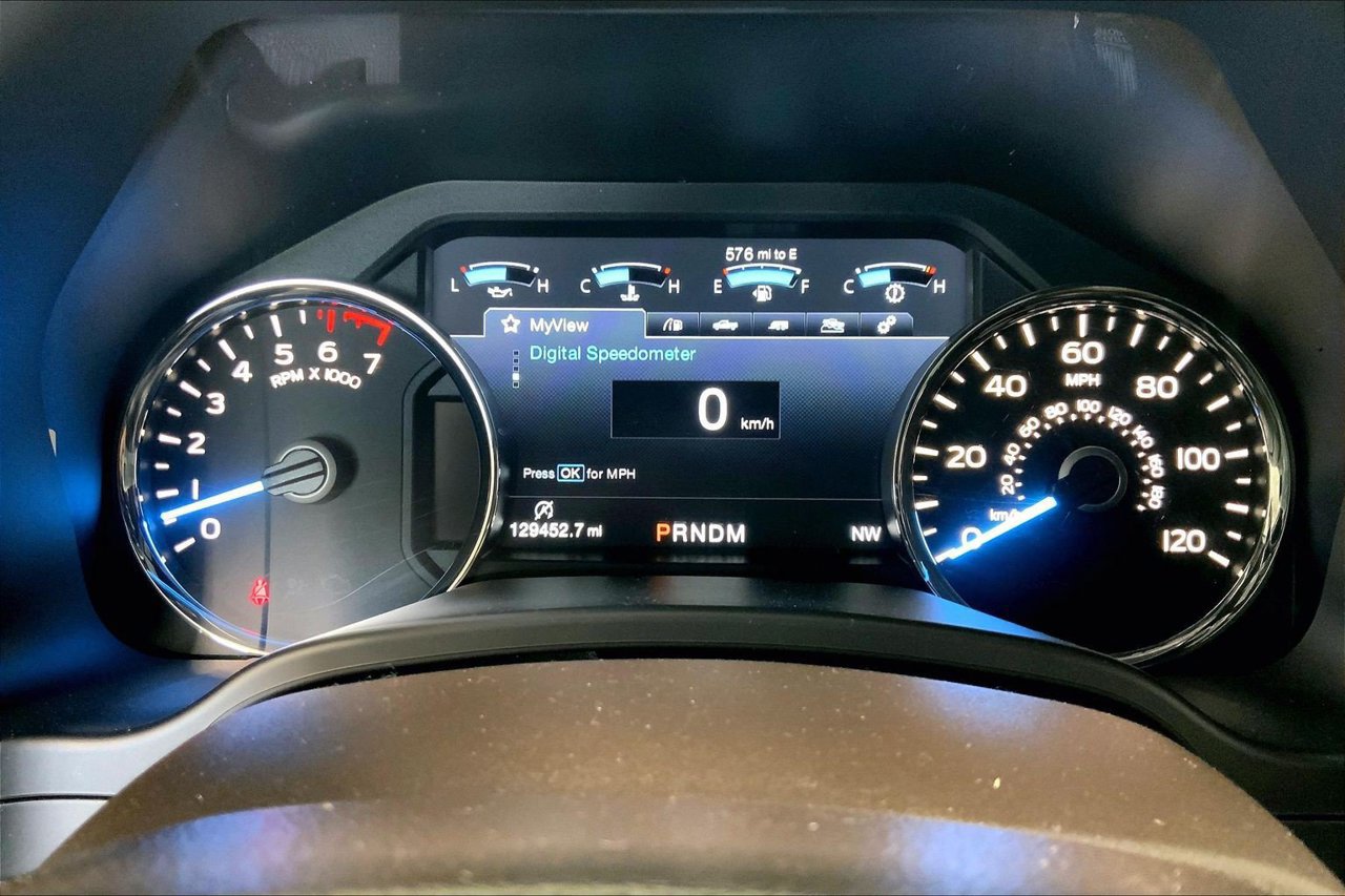 Used 2018 Ford F150 King Ranch w/ Equipment Group 601A Luxury AWD/4WD image 18