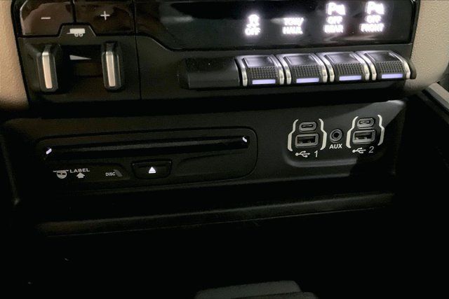 Used 2019 RAM 1500 Laramie AWD/4WD image 33
