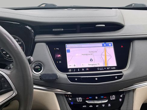 Used 2021 Cadillac XT5 Premium Luxury FWD image 7