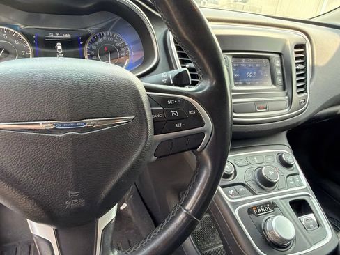 Used 2015 Chrysler 200 Limited w/ Convenience Group FWD image 17