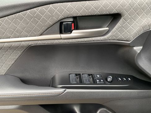 Used 2026 Toyota Camry XLE w/ Premium Package AWD/4WD image 19